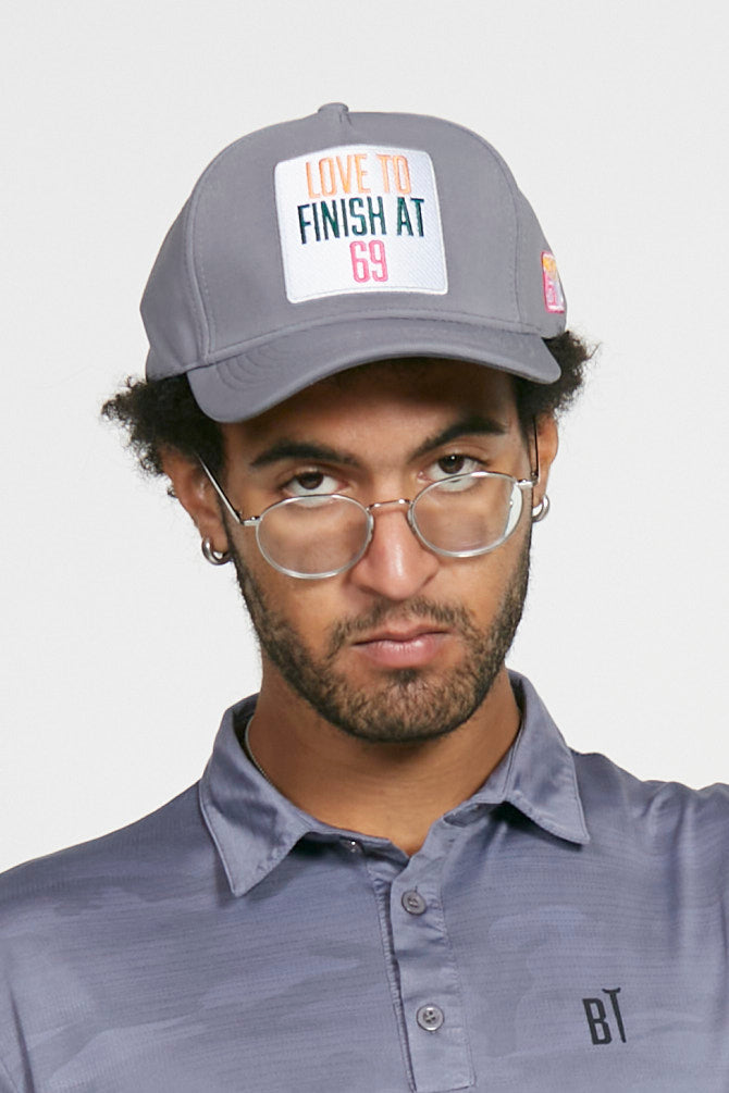 Flex Cap "LOVE TO FINISH AT 69" grau